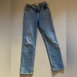 PERFECTLY Worn In Levi’s High Rise Straight Leg Jeans